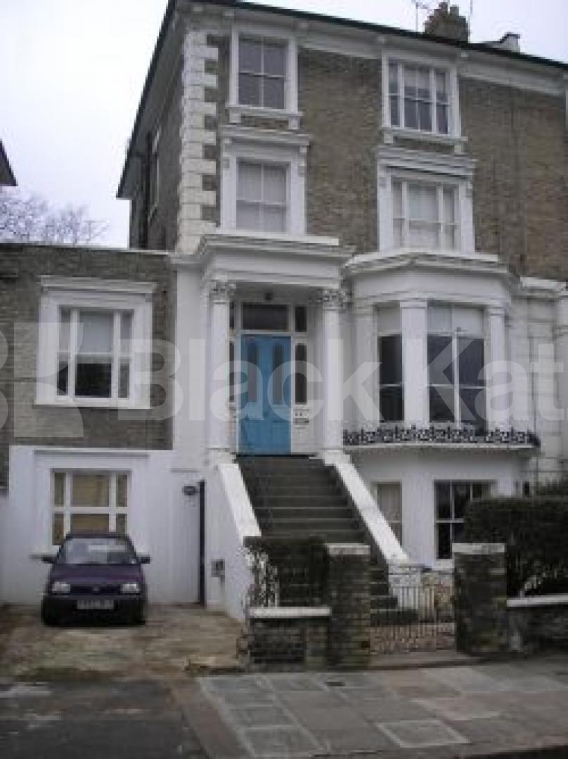 			2 Bedroom, 1 bath, 1 reception Flat			 Upper Park Road, BELSIZE PARK NW3